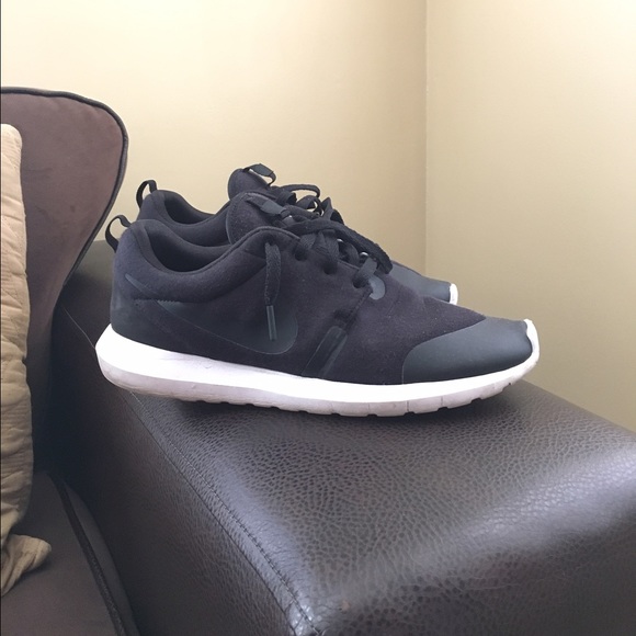 Nike Roshe NM Tech