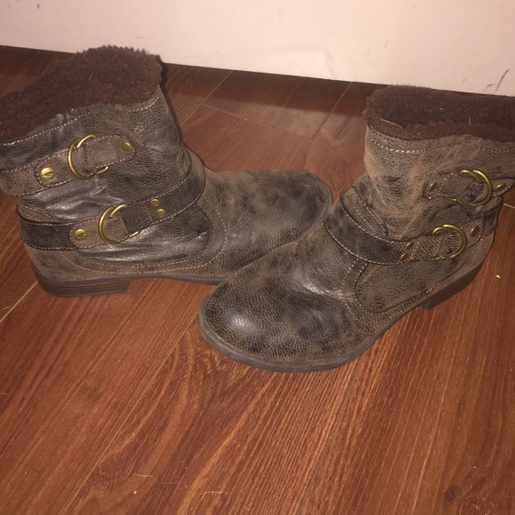 Rocket dog distressed booties