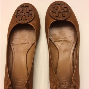 Brown pebble leather Tory Burch ballet flat