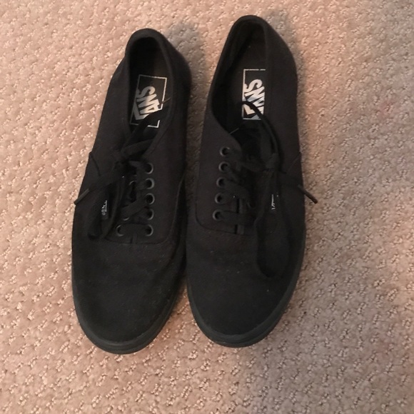 Black Low Women's Vans