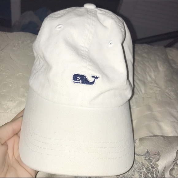 Vineyard vines white hat