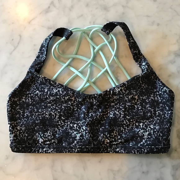 Lululemon Free To Be Wild Bra size 4