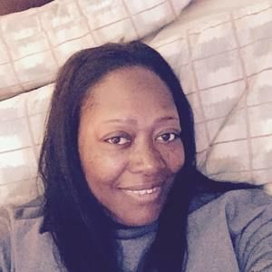 Meet your Posher, Tina