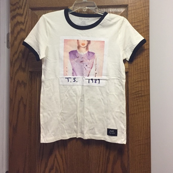 Taylor swift 1989 world tour official t-shirt