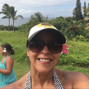 Meet your Posher, Janelle