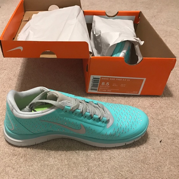 Tiffany blue Nike Free 3.0