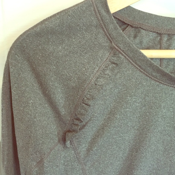 Hind Workout top - Picture 1 of 3