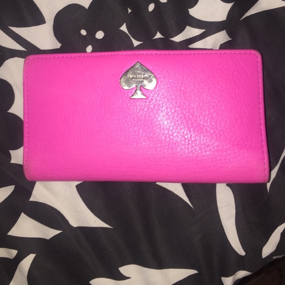 KATE SPADE HOT PINK WALLET