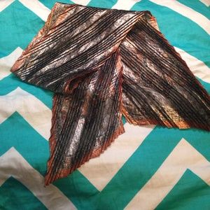 🌟Morgan & Taylor Metallic Fashion Scarf