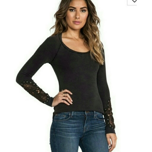 Free People Tops - PRICE ??FREE PEOPLE SYNERGY CUFF THERMAL CHARCOAL