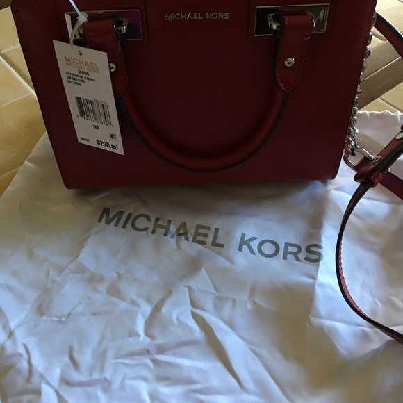 Michael Michael Kors Quinn small red leather