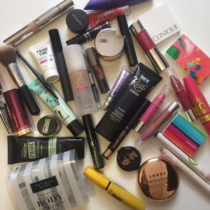 MAKEUP BUNDLE