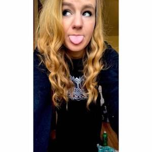 Meet your Posher, Hailey