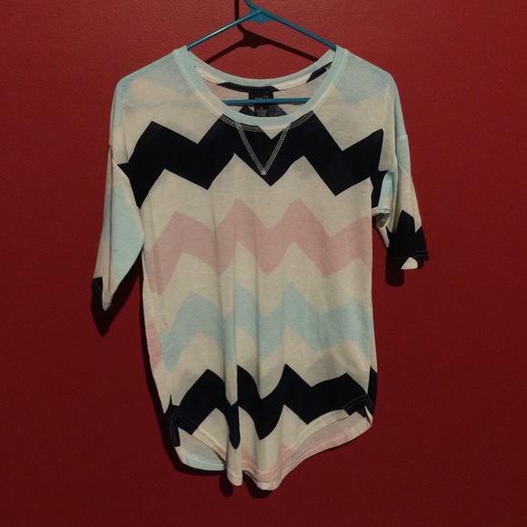 Multicolor chevron shirt