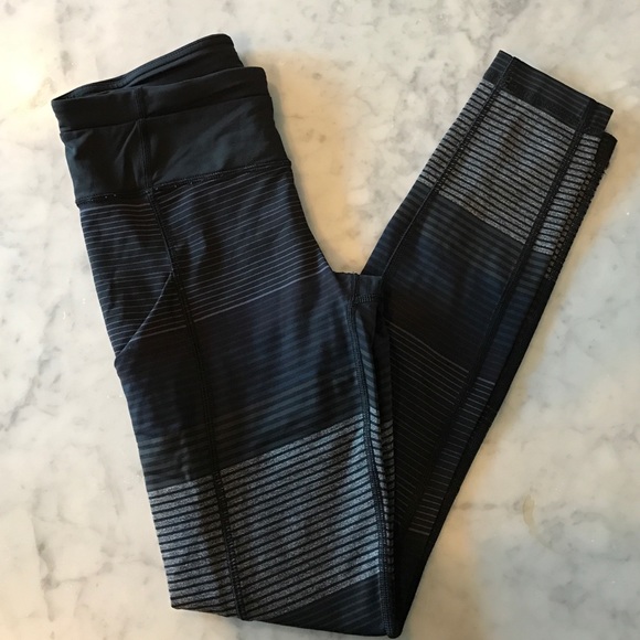 Lululemon stripe pants size 4