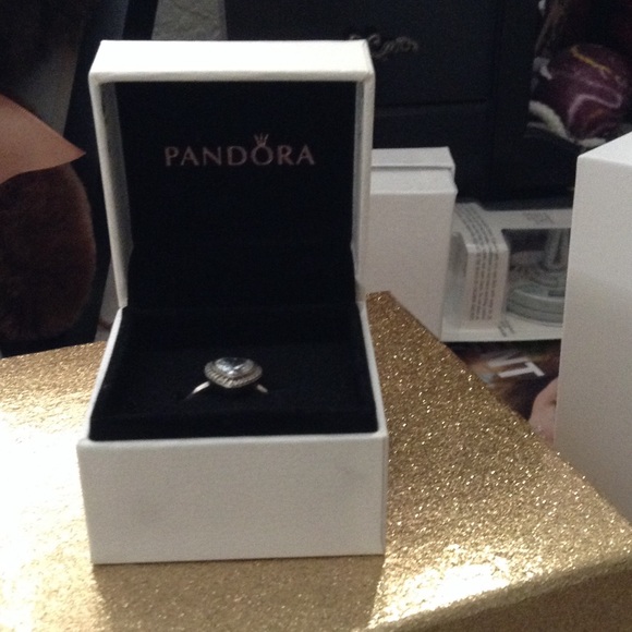 Pandora ring