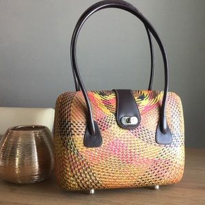 Pristine condition vintage style purse