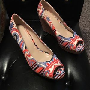 Nine West open toe wedge