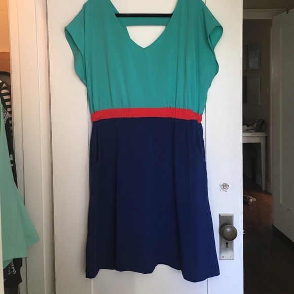 Forever 21 Summer dress with pockets!