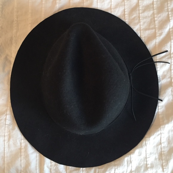 Nine West Wide-Brim Fedora - Picture 2 of 4
