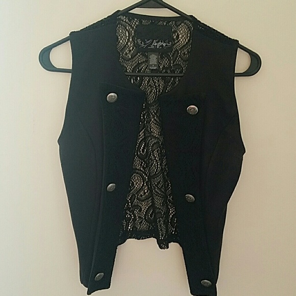 Small daytrip vest
