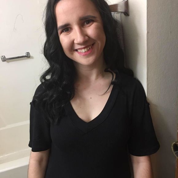 Meet your Posher, Ashley - Picture 1 of 1