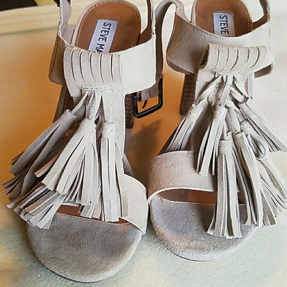 Steve Madden tassel sandals - Picture 3 of 4
