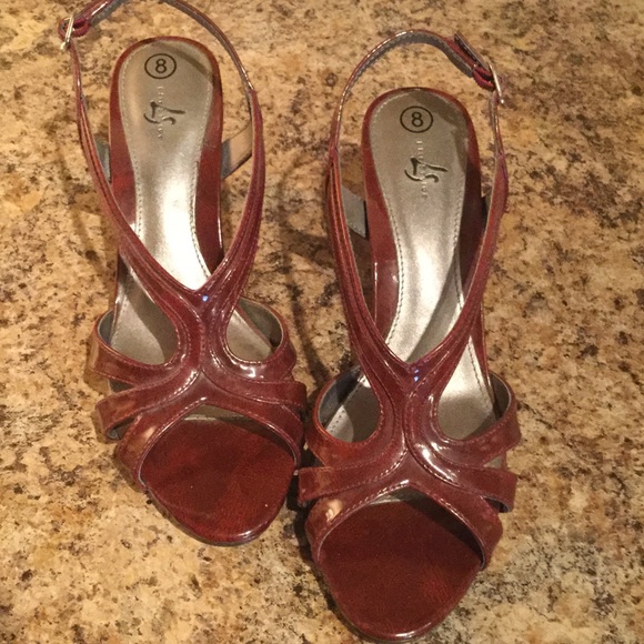 Shoes - Burgundy Heels