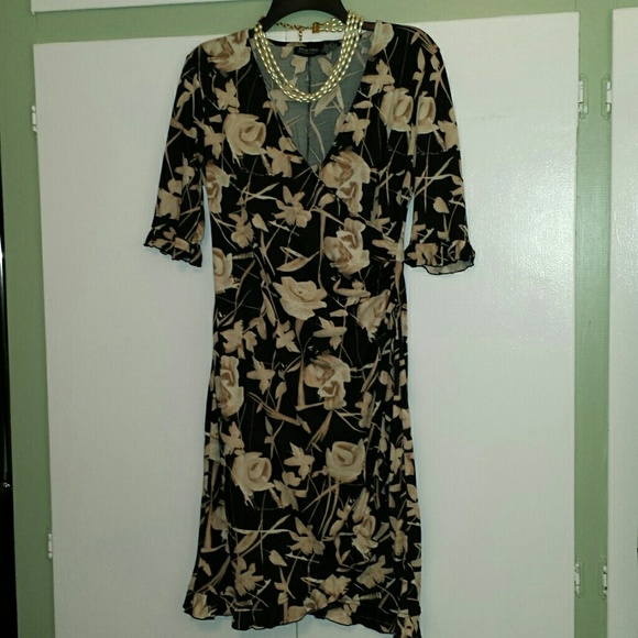 New York & Company Dresses & Skirts - New York & Company Date Night Dress Size Medium