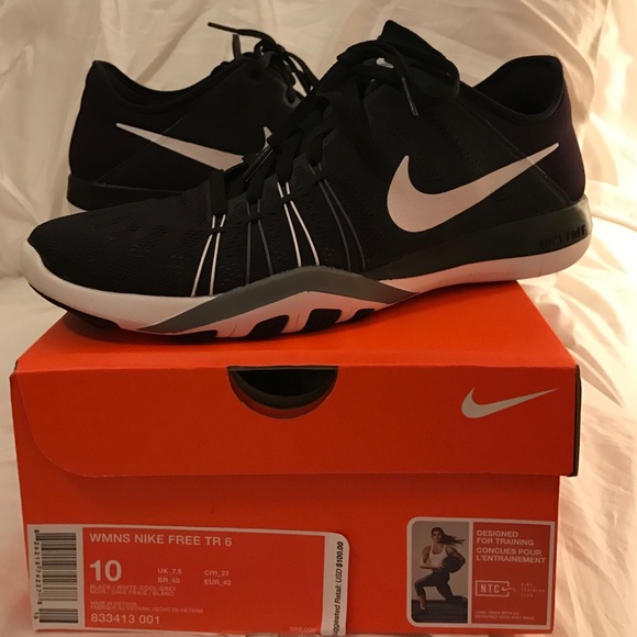 Women's NIKE Free TR 6