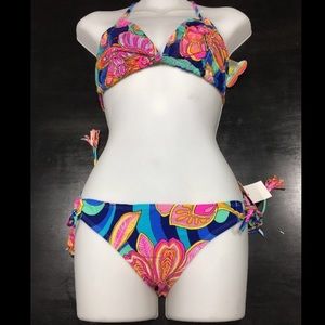 New Raisins Sweet Pea Bikini size Medium.