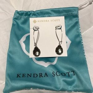 Kendra Scott Dee Earrings