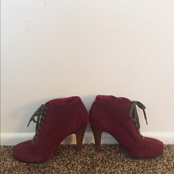 High heeled booties