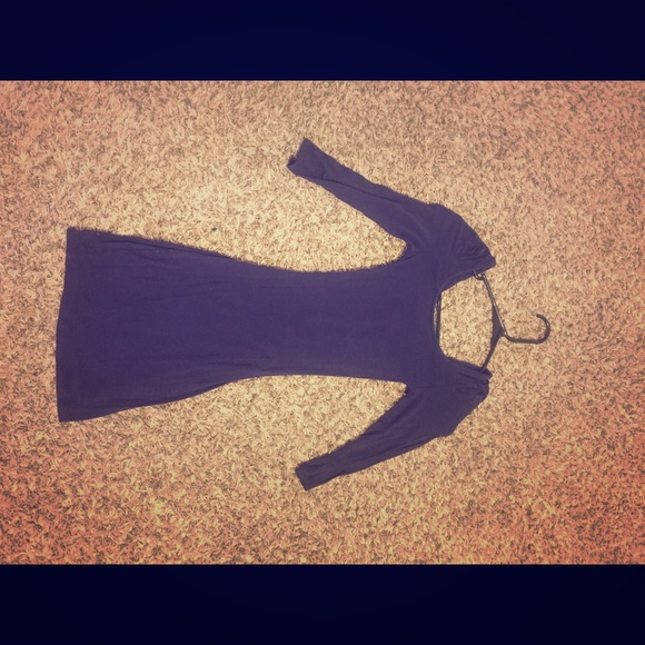 Bodycon navy strapped back dress