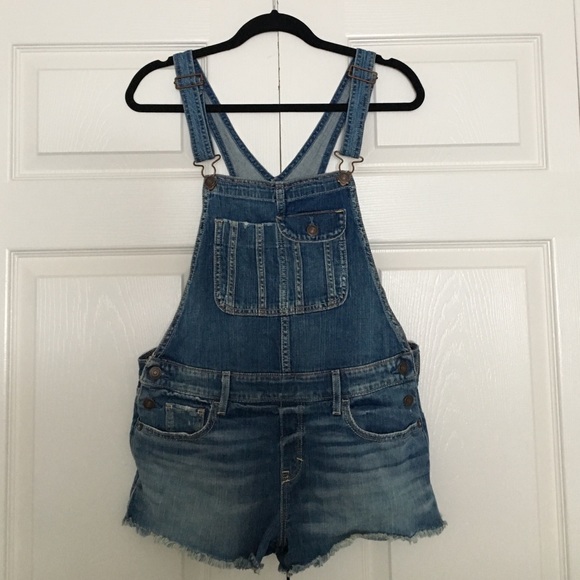 Short overalls