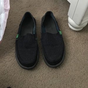 Sanuks size 8