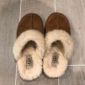 Ugg slippers