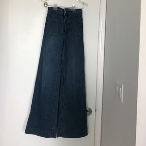 Hi waisted Wide leg jeans