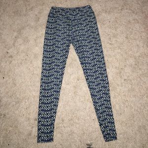 LulaRoe one size leggings