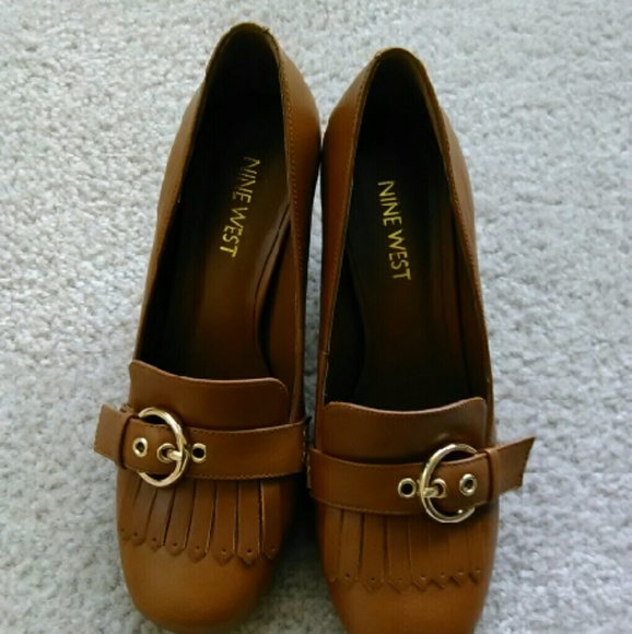 Nine West leather shoes - Picture 2 of 4