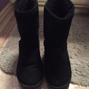 Bear paw snow boots