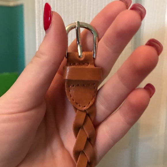 Brown thin braided belt