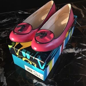 C.Wonder Tassel Flats