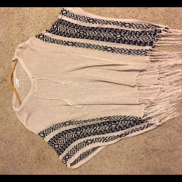 Urban outfitters top never worn