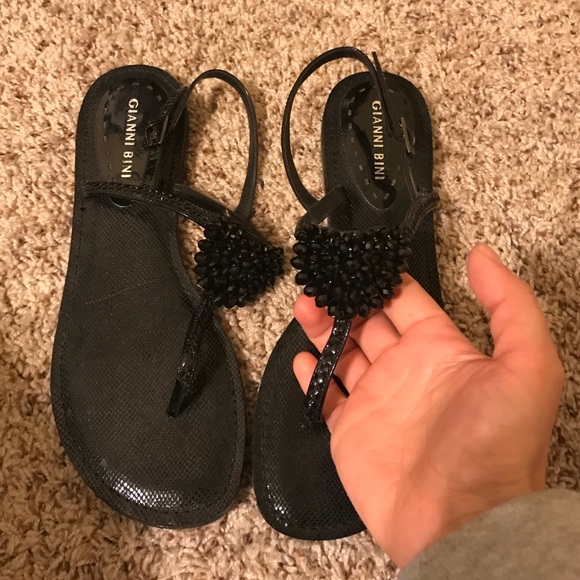 NWOT Gianni bini black sandal size 7.5