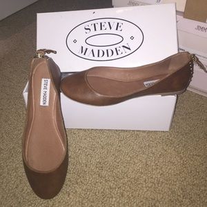 Brown Steve Madden flats