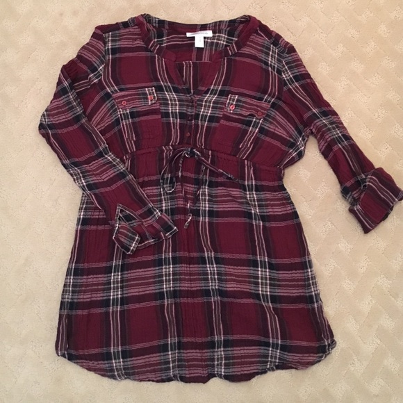 Motherhood Maternity plaid shirt