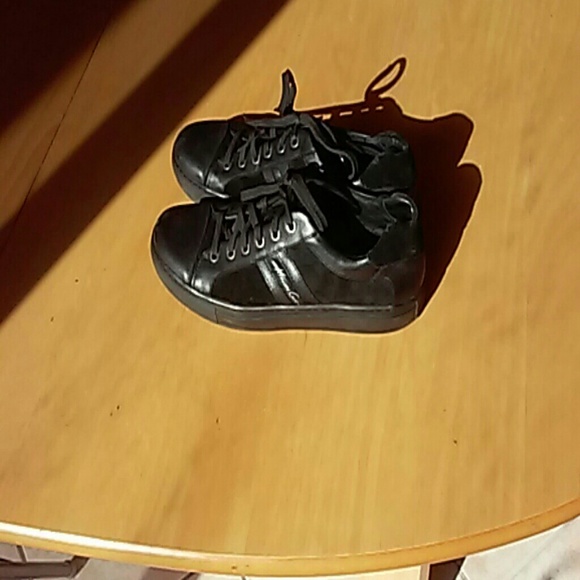 Kenneth Cole shoes