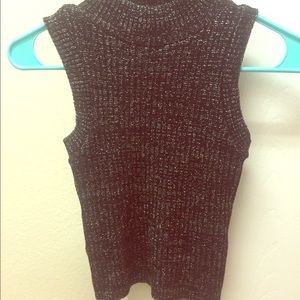 Turtleneck sweater tank