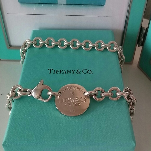 Tiffany & Co. Jewelry - 💯Authentic Return to Tiffany's & Co. Choker